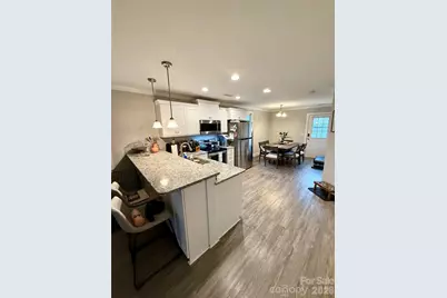 1946 11th Avenue NE, Hickory, NC 28601 - Photo 6