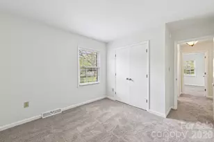 11140 Painted Tree Rd, Charlotte, NC 28226 - Photo 16