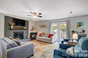 9542 Riviera Dr, Sherrills Ford, NC 28673 - Photo 10