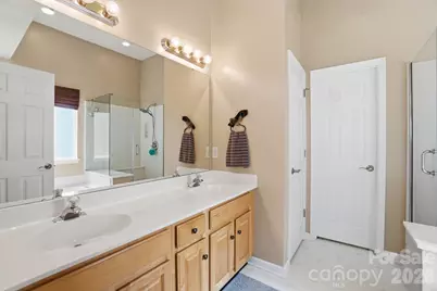 4027 Lannier Falls Lane, Charlotte, NC 28270 - Photo 18