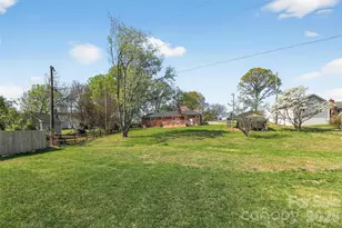 4019 Back Creek Church Rd, Charlotte, NC 28213 - Photo 36