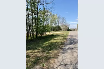 3601 Thunder Road, Maiden, NC 28650 - Photo 2