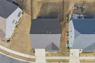 323 Dudley Dr, Fort Mill, SC 29715 - Photo 40