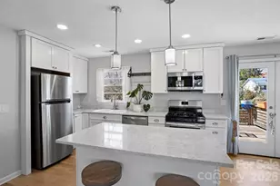 25 Ridgelawn Rd, Asheville, NC 28806 - Photo 14