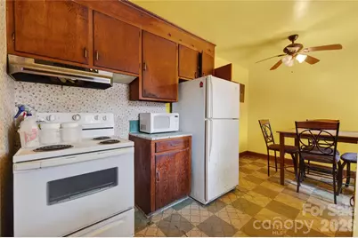 1632 Madison Avenue, Charlotte, NC 28216 - Photo 34