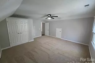 9011 Coleshire Ct, Charlotte, NC 28269 - Photo 20