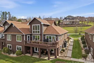 233 Lakeview Pl, Jefferson, NC 28640 - Photo 1