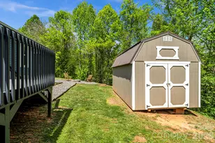 87 Horseback Ln, Marshall, NC 28753 - Photo 4