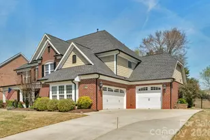 2709 Creek Manor Dr, Waxhaw, NC 28173 - Photo 2