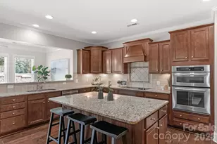 2709 Creek Manor Dr, Waxhaw, NC 28173 - Photo 10