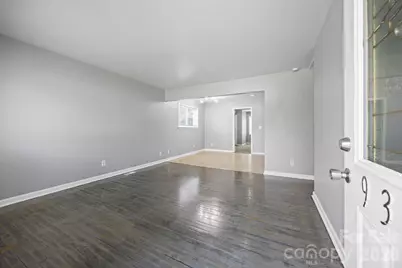 9300 Edgevale Drive, Charlotte, NC 28216 - Photo 2