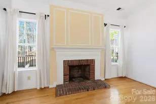 8721 Woodcock Ln, Charlotte, NC 28216 - Photo 6