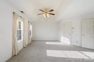 8721 Woodcock Ln, Charlotte, NC 28216 - Photo 16