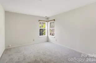 8721 Woodcock Ln, Charlotte, NC 28216 - Photo 20