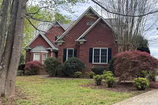 6208 Highview Rd, Matthews, NC 28104 - Photo 2