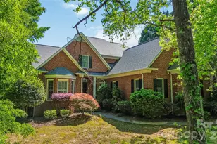 6208 Highview Rd, Matthews, NC 28104 - Photo 4