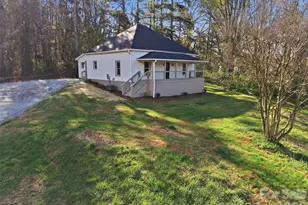 600 Linneys Mountain Rd, Taylorsville, NC 28681 - Photo 4