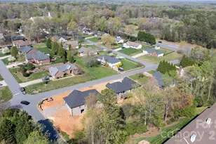 906 4th St NE, Conover, NC 28613 - Photo 46