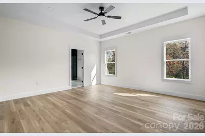 906 4th Street NE, Conover, NC 28613 - Photo 14