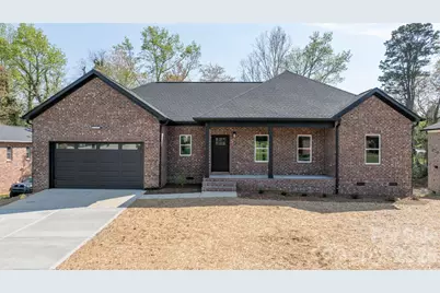 906 4th Street NE, Conover, NC 28613 - Photo 1