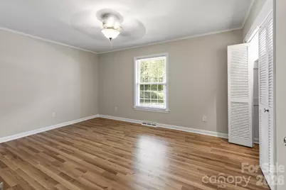 607 12th Avenue NE, Hickory, NC 28601 - Photo 20