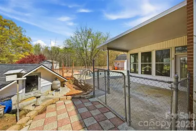 2174 Chester Avenue, Morganton, NC 28655 - Photo 8