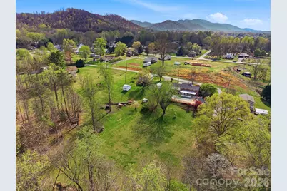 2174 Chester Avenue, Morganton, NC 28655 - Photo 34