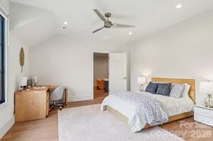 2103 Cortelyou Rd, Charlotte, NC 28211 - Photo 32