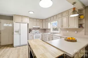 383 Monte Vista Dr, Waynesville, NC 28786 - Photo 4