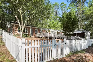 121 Wells St, Hendersonville, NC 28739 - Photo 30