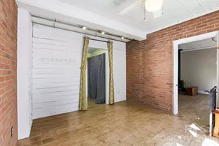 121 Wells St, Hendersonville, NC 28739 - Photo 18