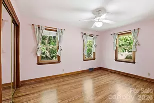 121 Wells St, Hendersonville, NC 28739 - Photo 12