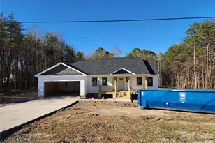 5405 Springs Rd, Conover, NC 28613 - Photo 2