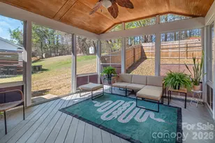 8826 Burnt Umber Dr, Charlotte, NC 28215 - Photo 28