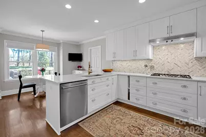 421 Sardis Lane, Charlotte, NC 28270 - Photo 4