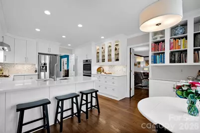 421 Sardis Lane, Charlotte, NC 28270 - Photo 6