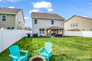 383 Fox Cove Rd, Hendersonville, NC 28792 - Photo 30