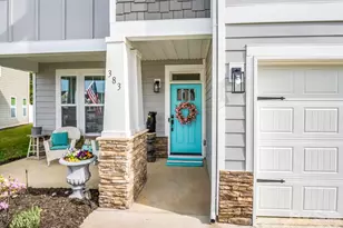 383 Fox Cove Rd, Hendersonville, NC 28792 - Photo 2