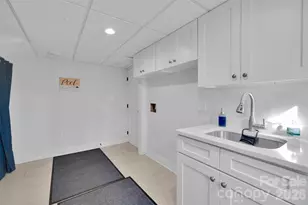 301 Hillandale Dr, Charlotte, NC 28270 - Photo 28