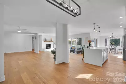 301 Hillandale Drive, Charlotte, NC 28270 - Photo 10