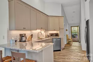 114 Deerwood Trl, Seven Devils, NC 28604 - Photo 4