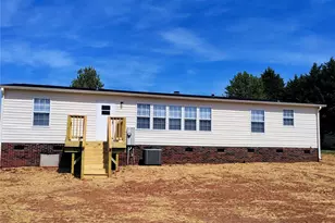 4060 Ritchfield Dr, Lincolnton, NC 28092 - Photo 4