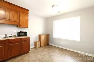 1401 W Mauney Ave, Gastonia, NC 28052 - Photo 14