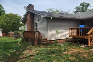 2119 Pamela St, Gastonia, NC 28054 - Photo 2