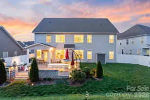 2111 Lapalma Trce, Lake Wylie, SC 29710 - Photo 4