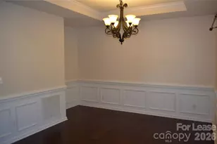 5230 Poplar Knoll Dr, Matthews, NC 28105 - Photo 4