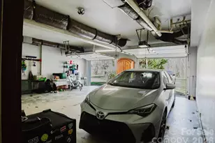 634 E Swannanoa Ave, Liberty, NC 27298 - Photo 8