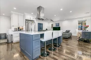 215 E Oakview Rd, Asheville, NC 28806 - Photo 10