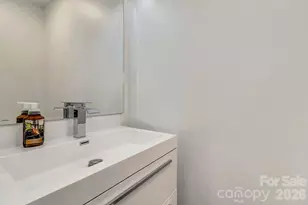 215 E Oakview Rd, Asheville, NC 28806 - Photo 28