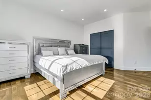 215 E Oakview Rd, Asheville, NC 28806 - Photo 22